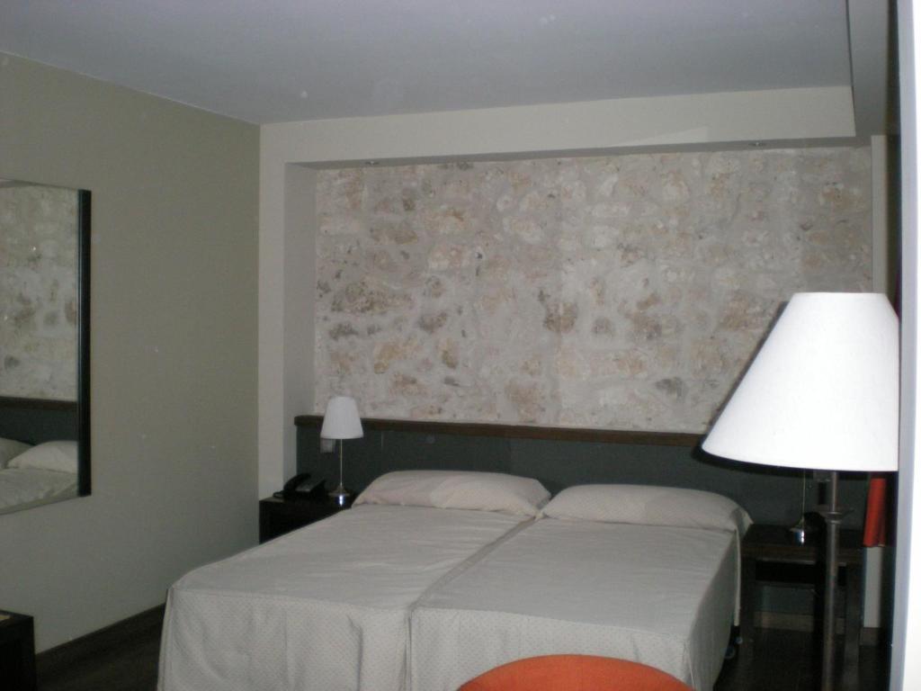 Posada La Casona De Valbuena Valbuena De Duero Δωμάτιο φωτογραφία