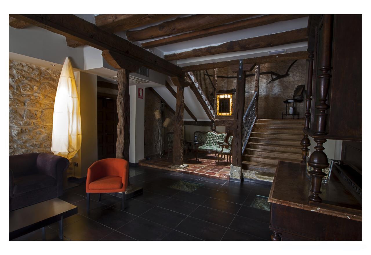 Posada La Casona De Valbuena Valbuena De Duero Εξωτερικό φωτογραφία