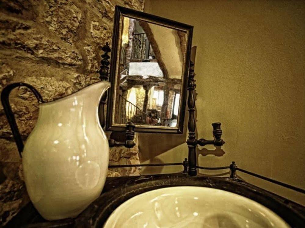 Posada La Casona De Valbuena Valbuena De Duero Εξωτερικό φωτογραφία