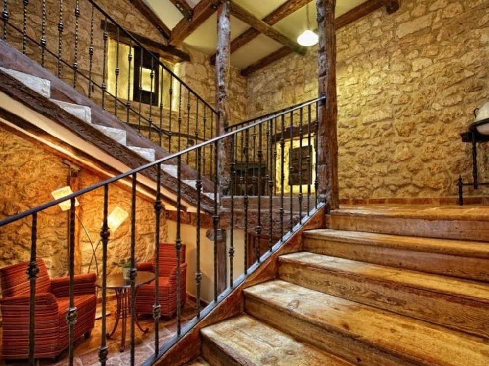 Posada La Casona De Valbuena Valbuena De Duero Εξωτερικό φωτογραφία